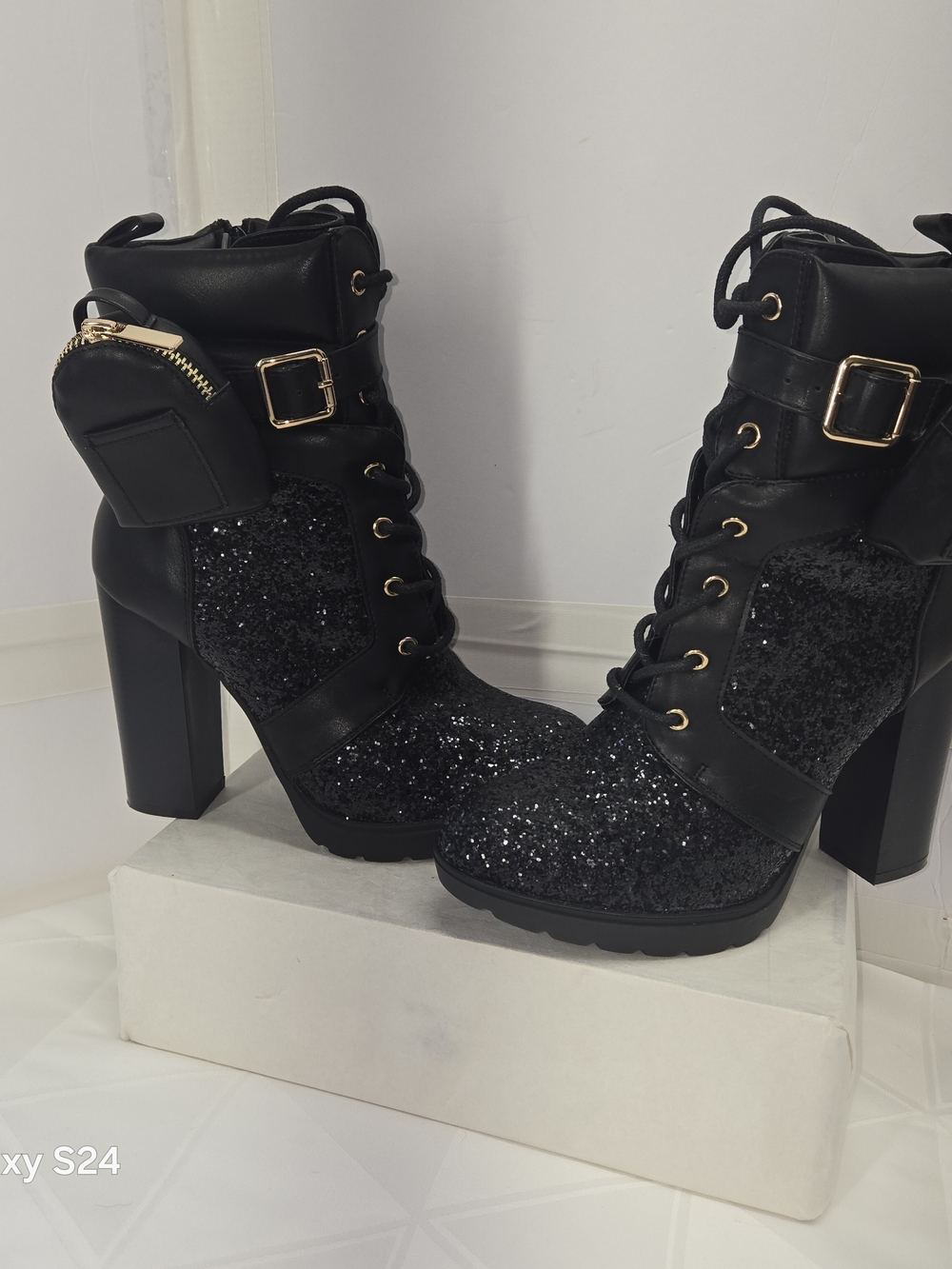 IT'S Black Glitter Lace-Up Block Heel Ankle Boots SIZE 8
